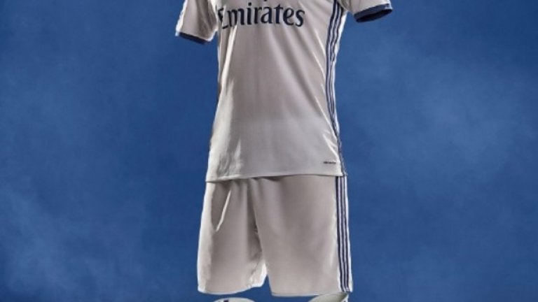 Титулярният екип