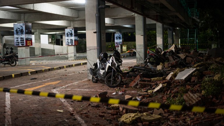 Ранени са повече от 200 души