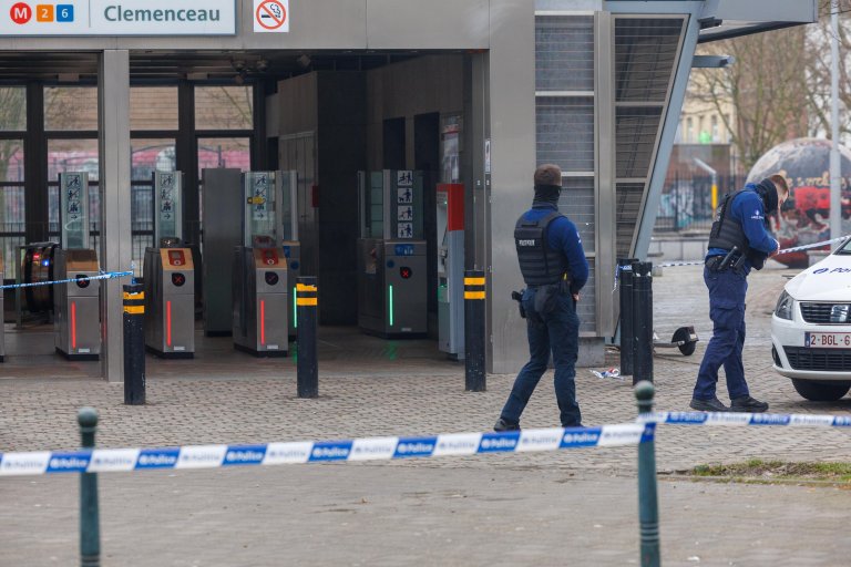 Стрелбата край метростанция "Клемансо" се превърна в международна новина и отново обърна погледите към проблема на Брюксел за наркотиците и бандите.
