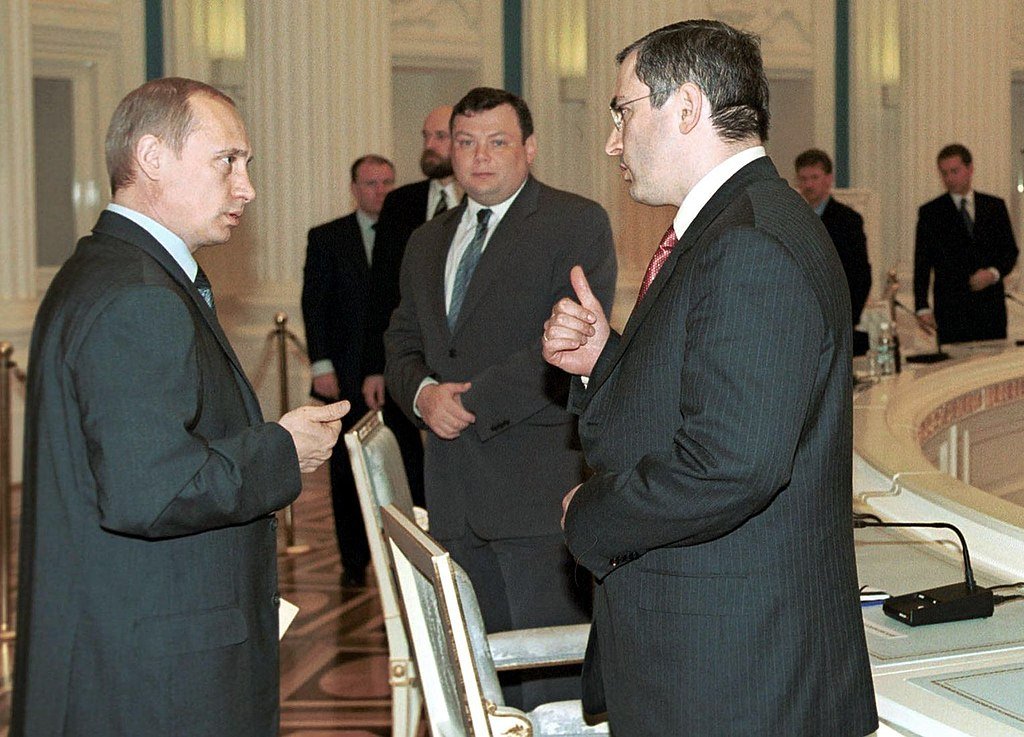 Vladimir_Putin_31_May_2001-2