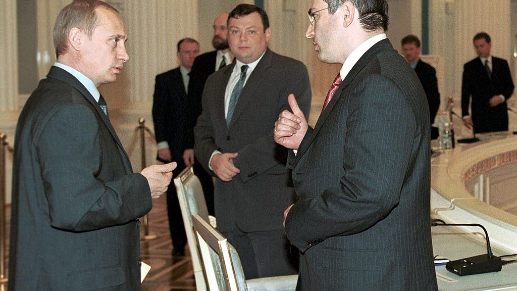Vladimir_Putin_31_May_2001-2