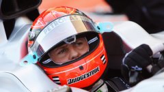 Михаел Шумахер побърза да се оплаче от своите колеги