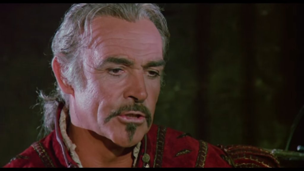 "Шотландски Боец" (1986) 
Така... Имаш най-добрият шотландски актьор на планетата - Шон Конъри - във филм за пътуващ във времето шотландски боец и му даваш да играе египтянин, който се прави на испанец. Добре.