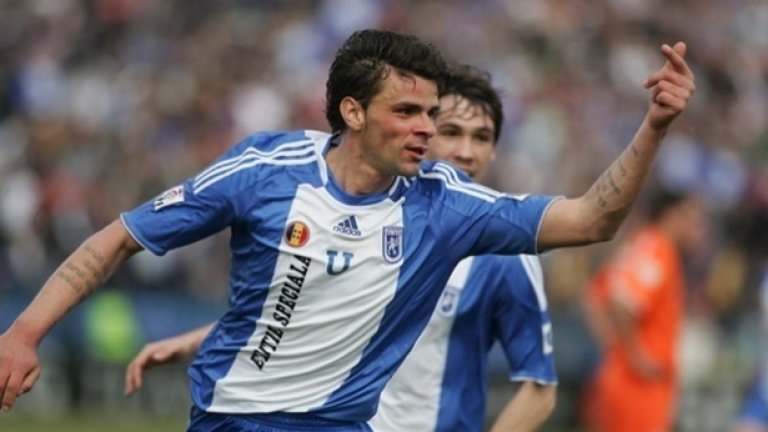 Вальо Илиев вкара много важния първи гол за отбора си в 15-ата минута