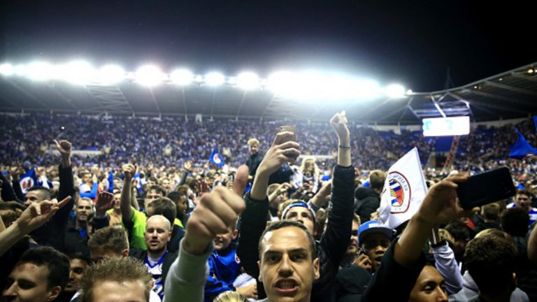 Феновете на Рединг имат поне 333 милиона причини да се надяват тима им да победи Хъдърсфилд в понеделник