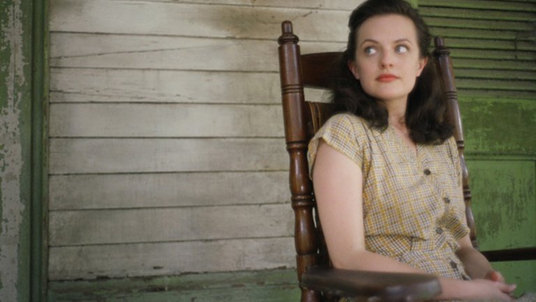 В емоционалната екранизация на романа на Джек Керуак "По пътя" Мос играе две женски роли: на Галатеа Дънкъл, съпруга на един от "битниците" - Ед Дънкъл