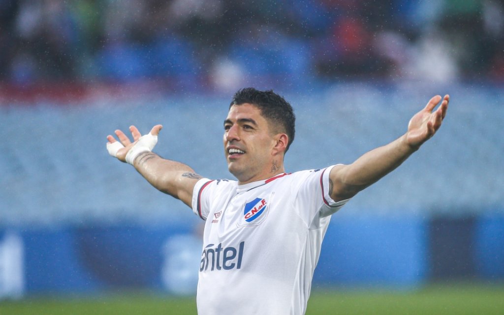 Луис Суарес съсипа Ливърпул и вдигна 49-ата