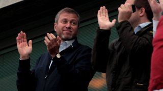 Абрамович се включи в борбата за Вилиан