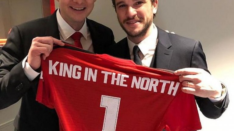 Кит Харингтън – Манчестър Юнайтед
Кралят на Севера е огромен фен на Юнайтед, като наскоро се снима с мениджъра Оле Гунар Солскяер и голямата звезда Пол Погба.