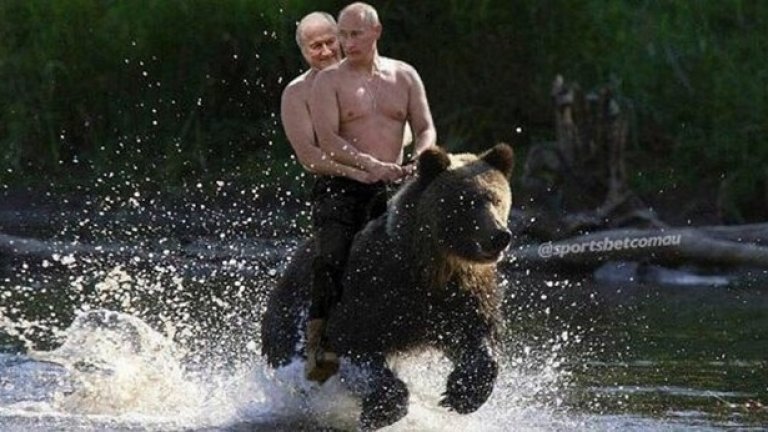 Интернет се упражнява в оригиналност на гърба на боса на ФИФА, като една от темите е прегръдките му с Владимир Путин и Русия.
