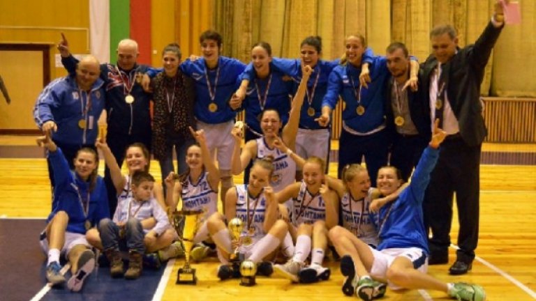 Шампионската титла на баскетболистиките на Монтана убягаше през последните 16 години, но Купата на България е техния специалитет. Този сезон те победиха Берое Стара Загора със 77:57 точки, което е втора купа в рамките на 3 години.