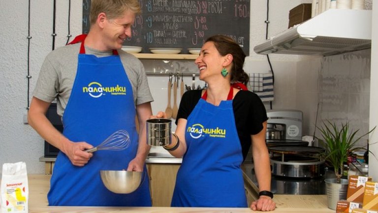 Рецептата за тестото е класическа, но с био масло, браншо и яйца, а и другото е важно