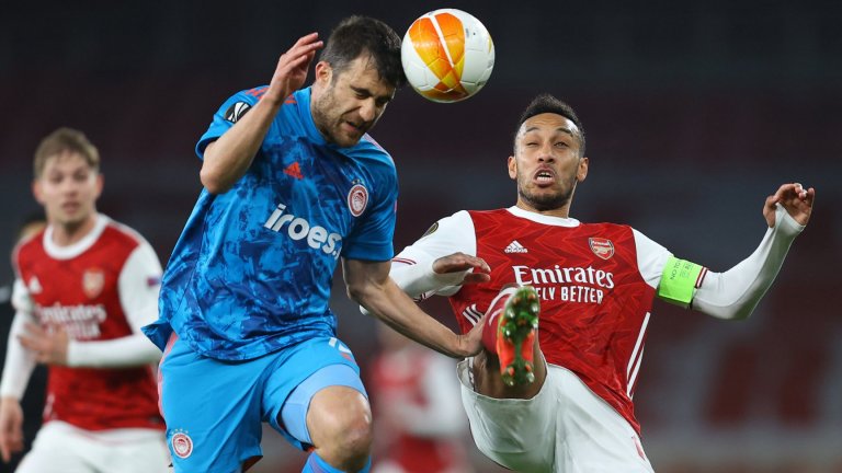 Арсенал загуби реванша, но отмъсти на Олимпиакос