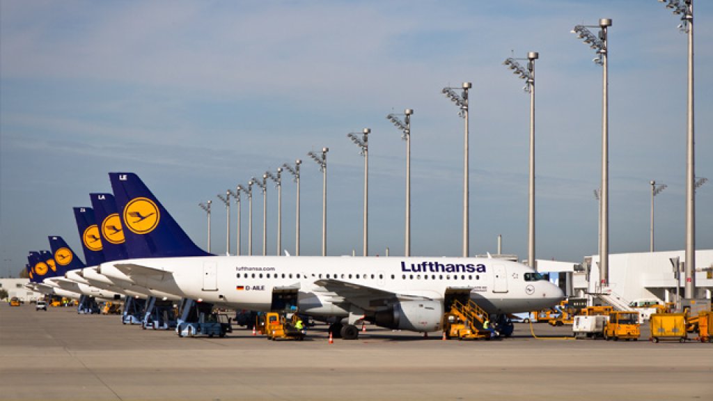 ein-duesenjet-der-lufthansa110