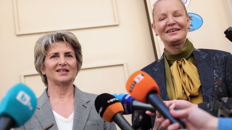 Лечева и Костадинова заровиха томахавките, продължават заедно