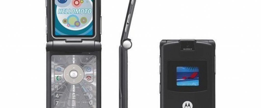 10. Motorola RAZR V3
Най-високото постижение на Motorola в топ 20 на най-продаваните телефони е RAZR V3 от 2004 г. - благодарение на неговите над 130 млн. продажби. Той държи и рекорда за най-продаван телефон с капаче.