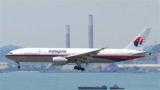 381653-Malaysia_Airlines_Boeing_777-200ER_9M-MRJHKG04.08.2011_615lg_6207355949-900x602