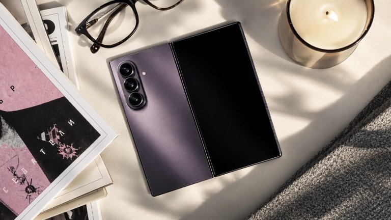 Samsung Galaxy Z Fold8 Ultra е умен и стилен помощник в работния ден