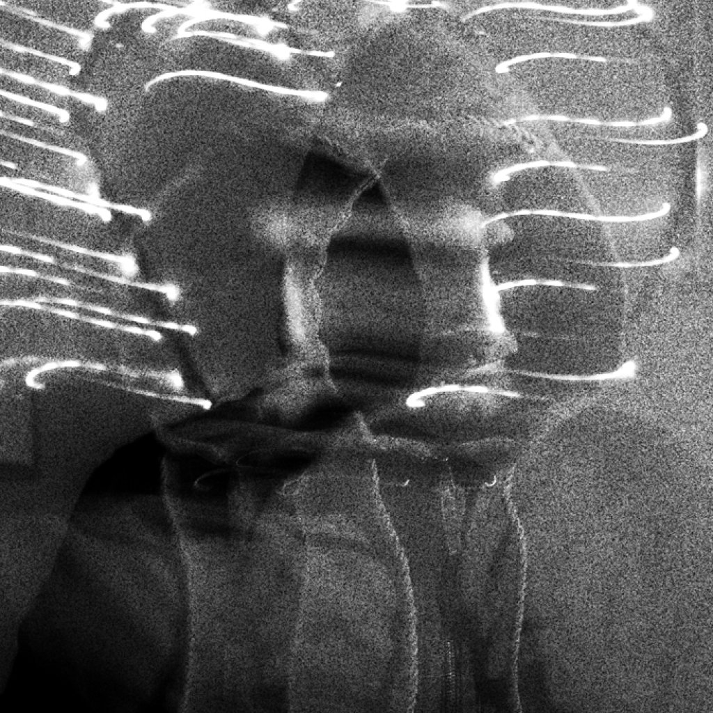 ...и черно-бял портрет