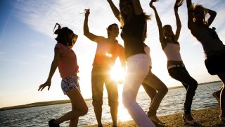happy-people-111215