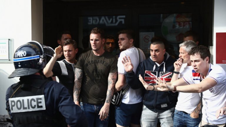 Кръв и в Лил: 36 арестувани, 16 в болница (видео)