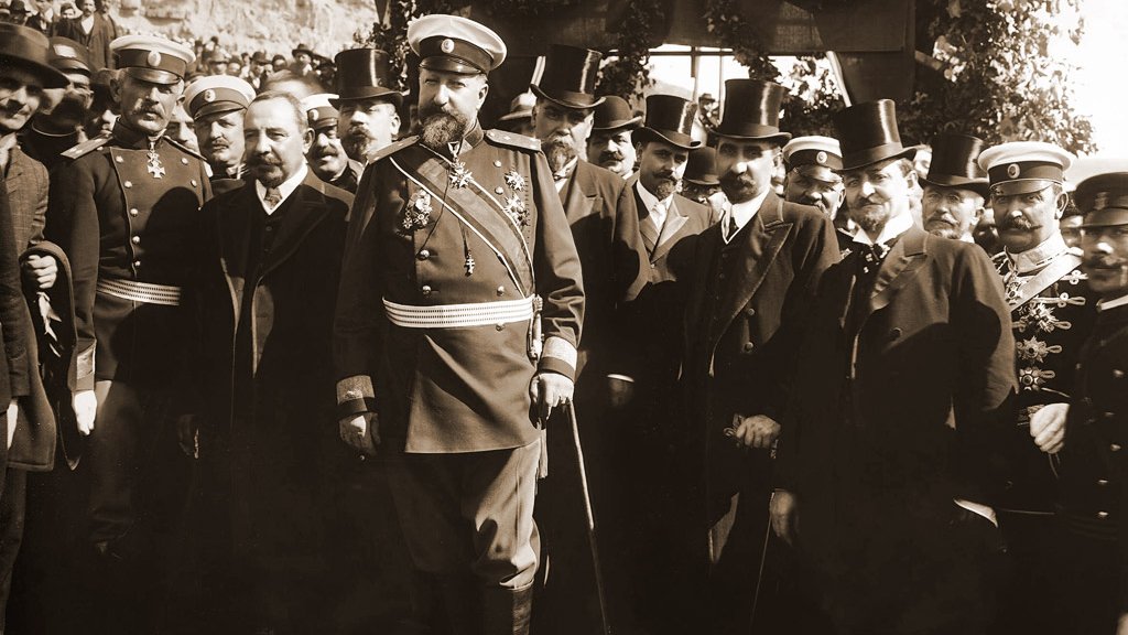 Tzar_Ferdinand_at_proclamation_of_Bulgarian-independence