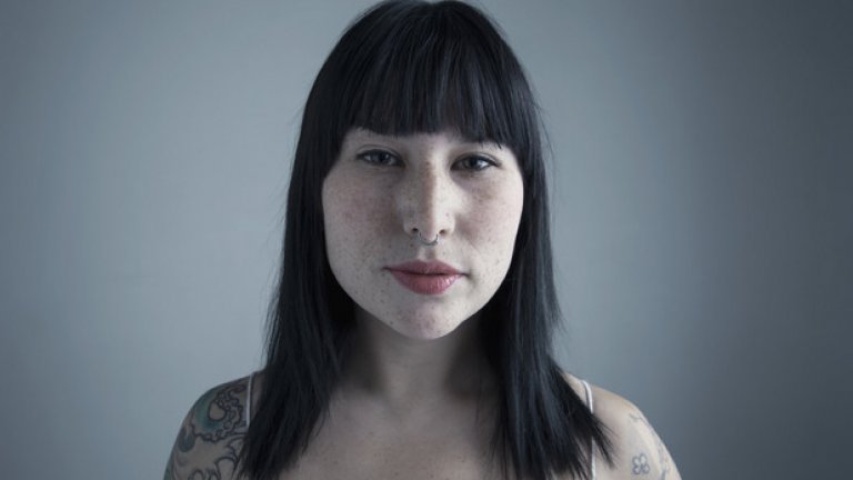 Говорят ти на "ма" всеки ден, навсякъде, по всяко време. Ако управляваш МПС, хептен.. Ако си пешеходец и пресичаш на пешеходна пътека пък, ти крещят "По-бързо, МА, нема да те чакам цел ден, МА, пача проста, МА." Трай си. По-добре пача, отколкото феминистка.