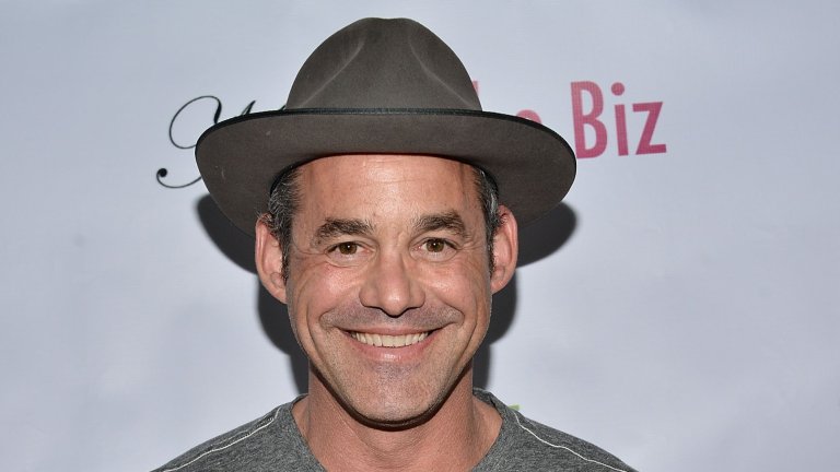 Той си отиде на 54-годишна възраст