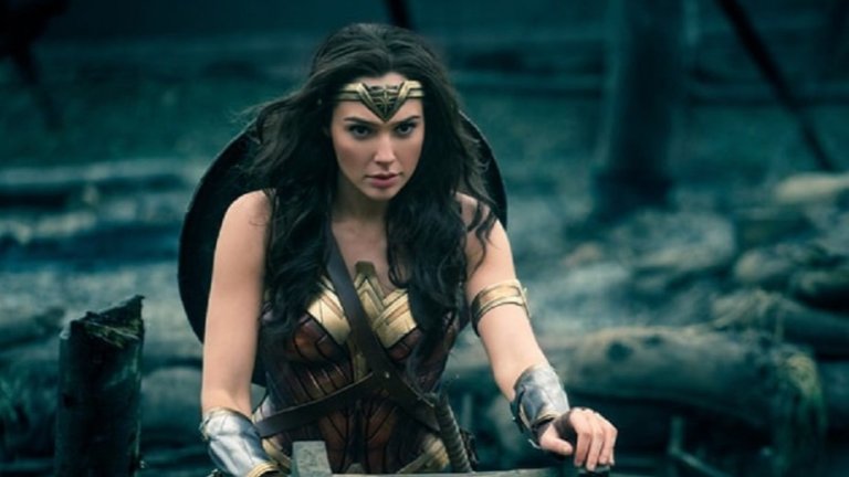 Мащабните промени в DC Studios вероятно ще оставят и нея зад борда