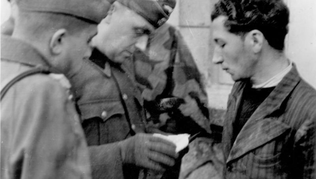 Frankreich, Einsatz gegen die Resistance