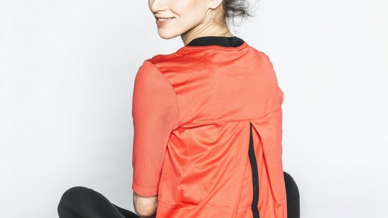 Снимка: Мирослава Дерменджиева за Webcafe. Облекло от серията Nike lifestyle.
