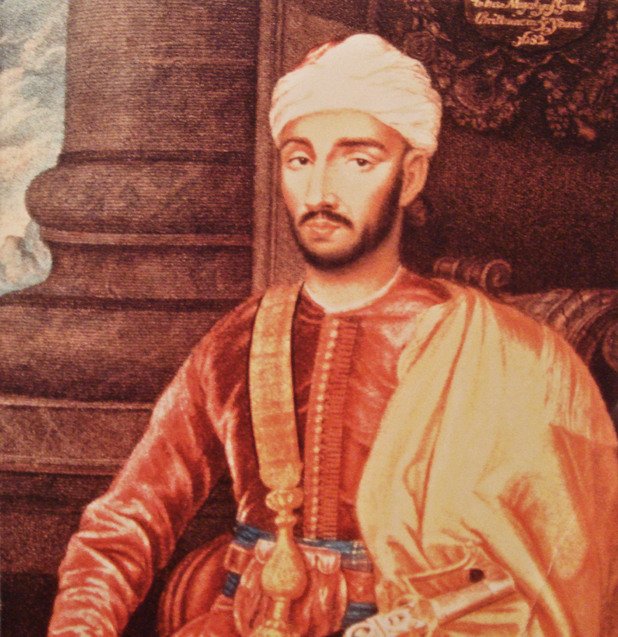 Бащата с най-много деца на всички времена
Хубаво е да си крал, но Мула Исмаил Ибн Шариф - крал на Мароко, царувал между 1672 и 1727 година, е бил наистина рекордьор. За него се знае, че е имал  867 деца - 525 синове и 342 дъщери. Представяте ли си колко рождени дни е трябвало да посещава на ден?! А кой ли го е наследил на трона, когато е починал...?