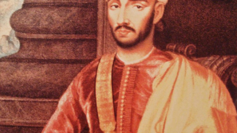 Бащата с най-много деца на всички времена
Хубаво е да си крал, но Мула Исмаил Ибн Шариф - крал на Мароко, царувал между 1672 и 1727 година, е бил наистина рекордьор. За него се знае, че е имал  867 деца - 525 синове и 342 дъщери. Представяте ли си колко рождени дни е трябвало да посещава на ден?! А кой ли го е наследил на трона, когато е починал...?