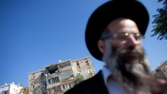 Либерман, който живее в еврейско селище в окупирания Западен бряг, предизвика противоречиви реакции с изявления, в които постави под съмнение лоялността на израелските граждани от арабски произход