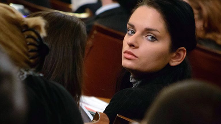 Втора Калина в "Атака", само че Балабанова - и пак хубавица