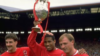 Джон Барнс на два пъти вдигна титлата на Англия като играч на Ливърпул.