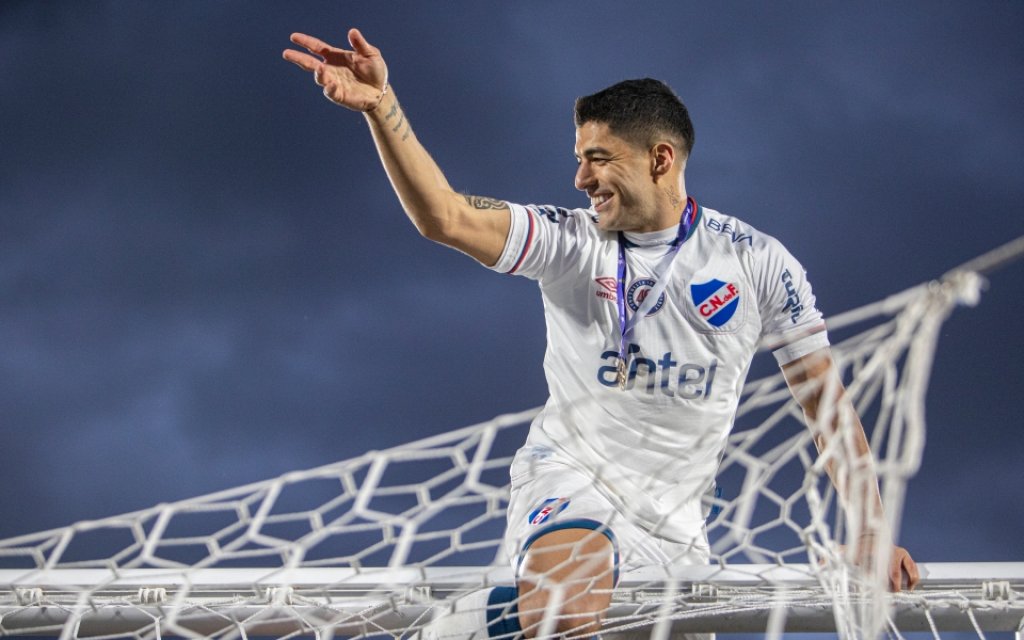 Луис Суарес съсипа Ливърпул и вдигна 49-ата