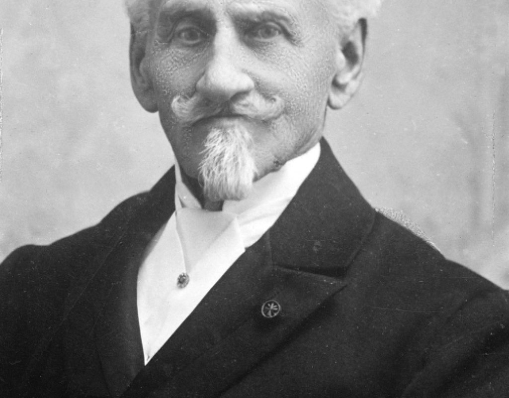Sacher, Eduard