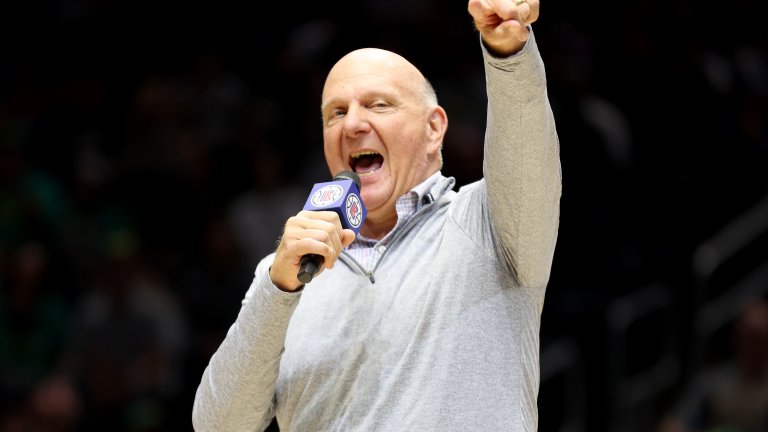 Акциите на Microsoft носят повече от добри дивиденти на бившия главен изпълнителен директор на компанията