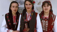 Поводи за гордост отвъд Балкана, Морето и зелевите сарми