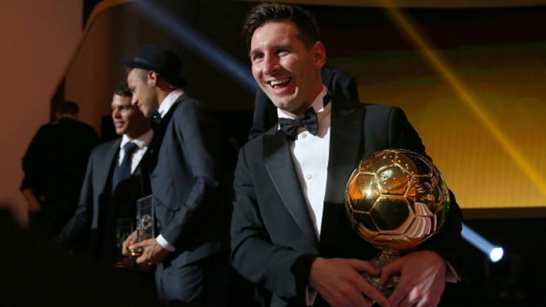 Златни топки (2010-2019):
Меси: 5
Роналдо: 4
Двамата бяха изравнени съвсем доскоро, но тази година Лео грабна петата си "Златна топка" в много оспорван вот, в който изпревари Върджил ван Дайк от Ливърпул. Показателно е, че през десетилетието наградата неизменно се печелеше от Меси или Роналдо, с единственото изключение през 2018-а, когато беше предпочетен Лука Модрич.