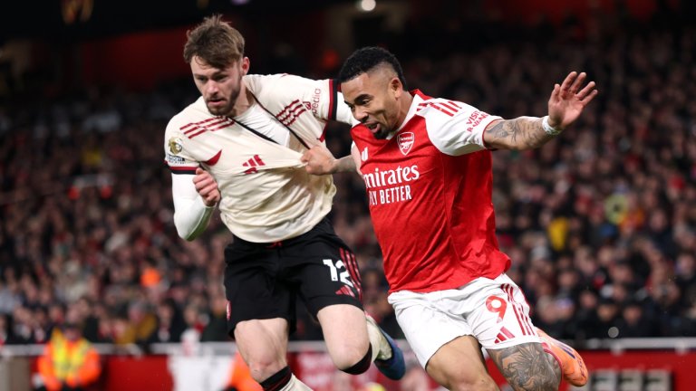 Скука и поделено надмощие в дербито между Арсенал и Ливърпул