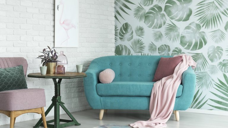 Те се завръщат на мода и още как. Затова в галерията можете да видите някои от най-модерните десени при тапетите: