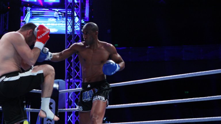 Андрей Чехонин нокаутира Абдерахим Шафе и е новият световен шампион на WAKO PRO стил „лоу кик“ в категория до 85,1 кг