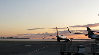 640px-Ryanair_plane_at_Airport_Stockholm_Skavsta,_Sweden