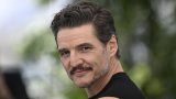 "Каква глупост за 50-годишен мъж - да е заобиколен от цялото това внимание!", възкликва самият Паскал