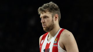 Везенков се доближава до НБА