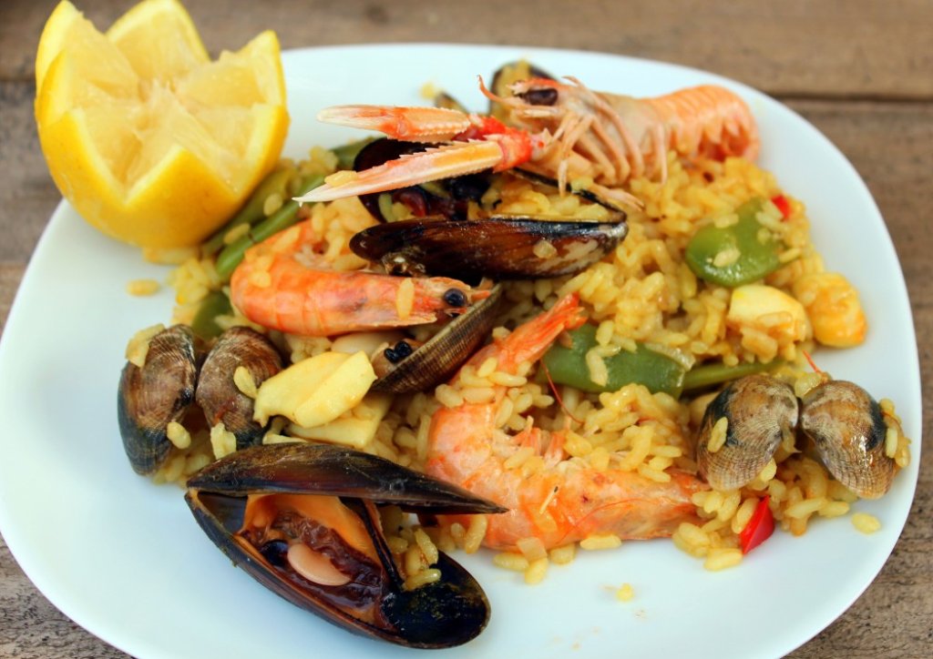 paella-de-mariscos-1000x724