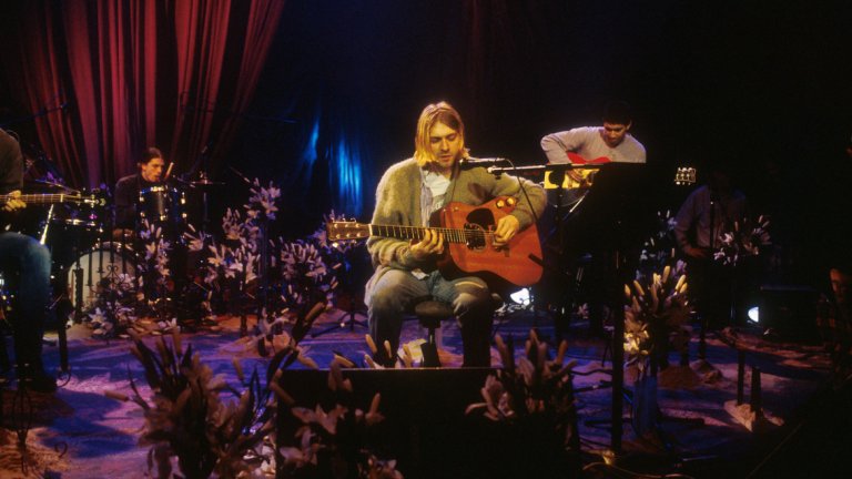 Кърт Кобейн по време на култовото участие на Nirvana в MTV Unplugged