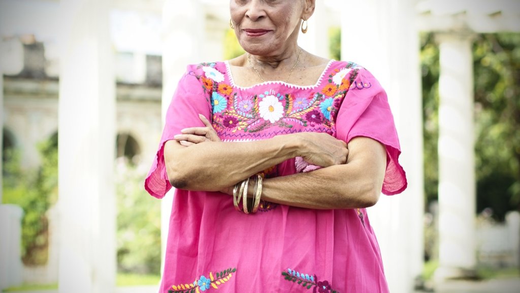 Omara-Portuondo_Alejandro-Gonzalez